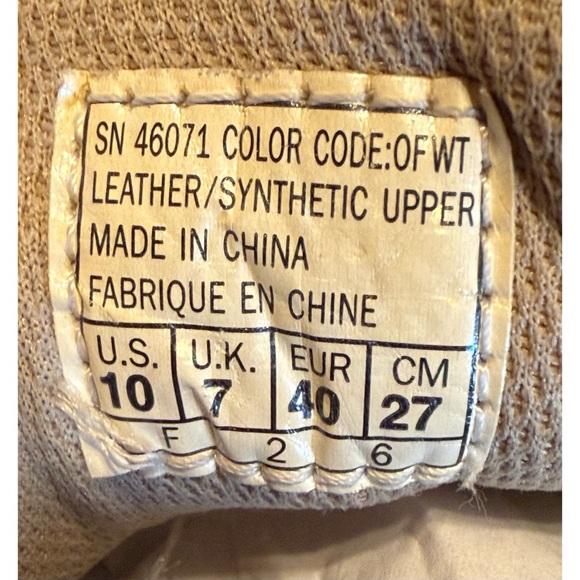 Women's Skeckers Beige Casual Shoes - Picture 13 of 14